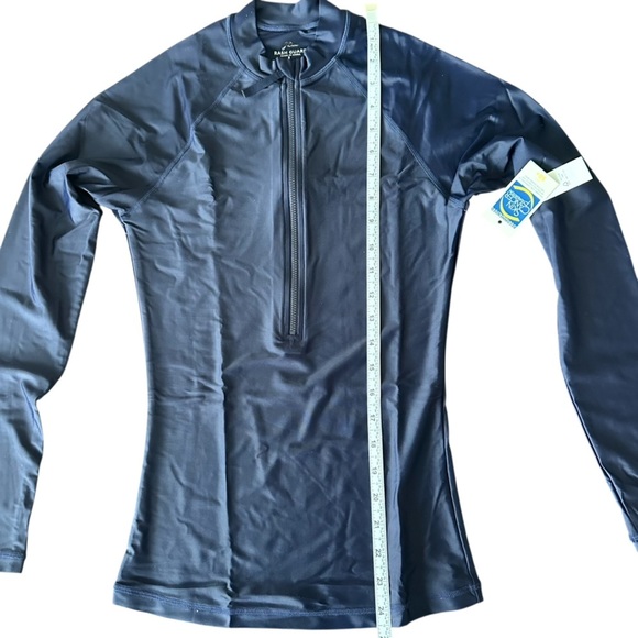 NEW J. CREW Active long-sleeve rash guard in navy blue UPF 50+ size small - Picture 7 of 10